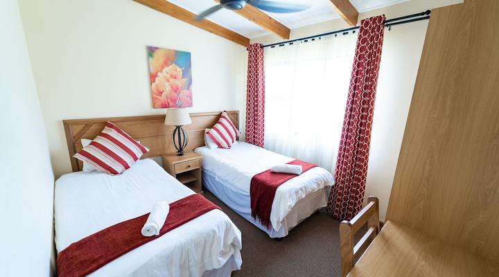 Gooderson Monks Cowl Golf Resort