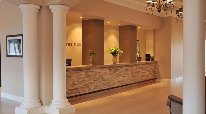 Premier Hotel The Richards