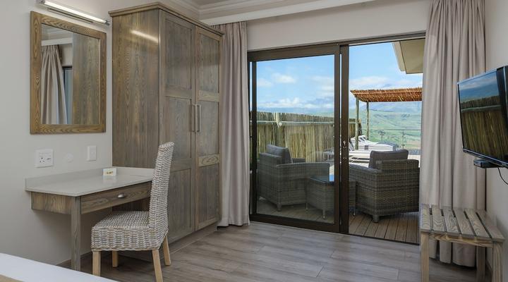 Cayley Mountain Resort