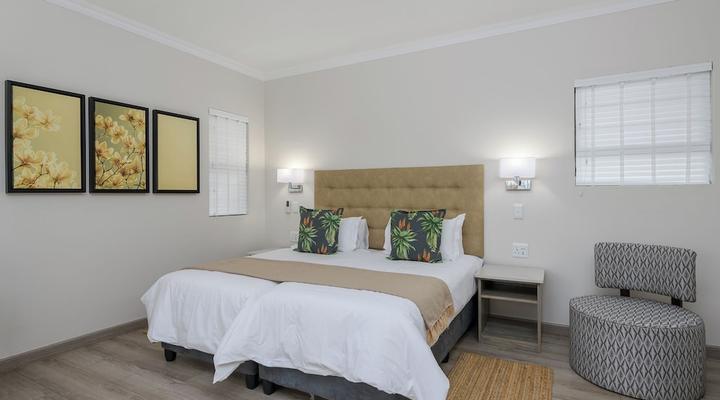 Cayley Mountain Resort