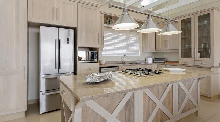 Cayley Mountain Resort