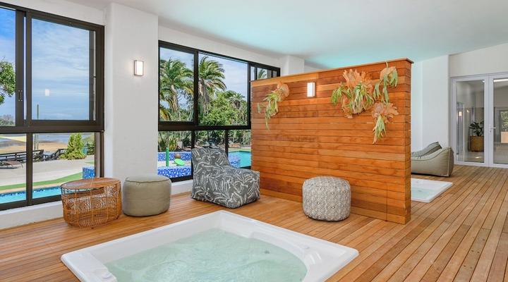 San Lameer Resort Hotel & Spa