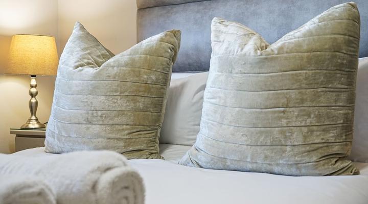 Dolphin Beach H106 by HostAgents