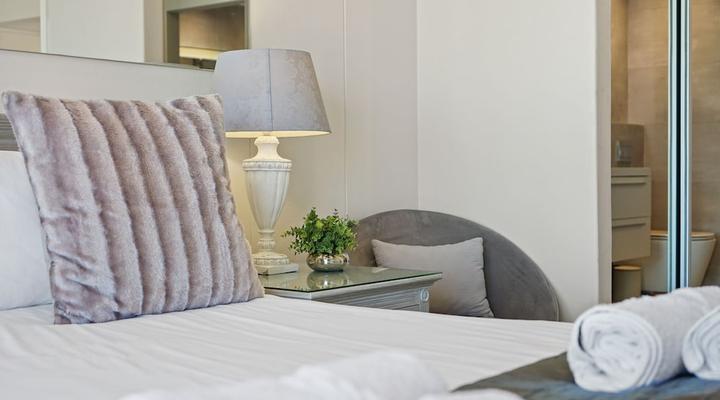 Dolphin Beach H106 by HostAgents