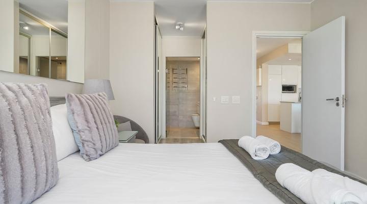 Dolphin Beach H106 by HostAgents