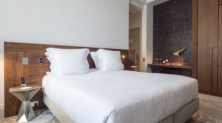 Yndo Hotel
