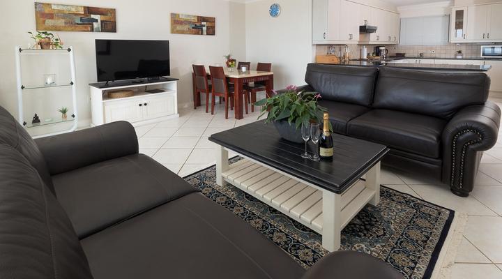 Main Beach Penthouse