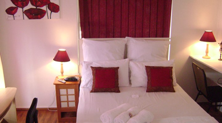 Crane's Nest Guest House @ 211