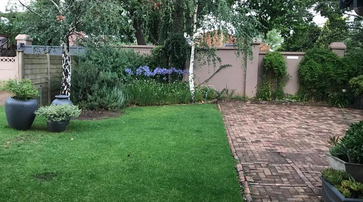 The Crown Guesthouse