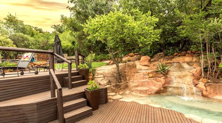 Elephant Rock Safari Lodge