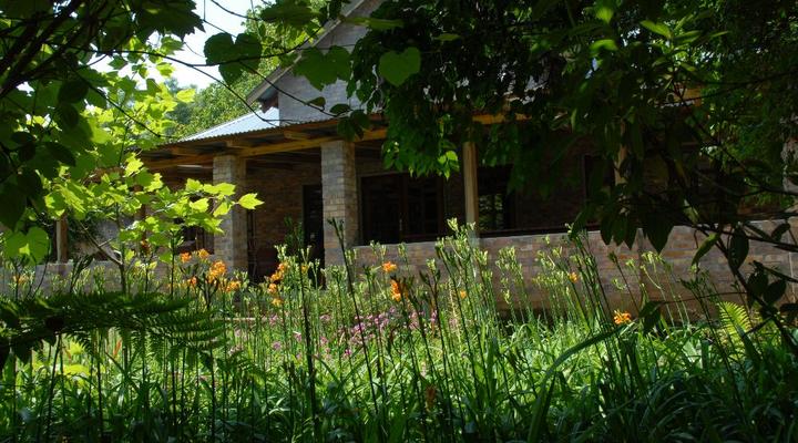 Molly's Garden Cottage