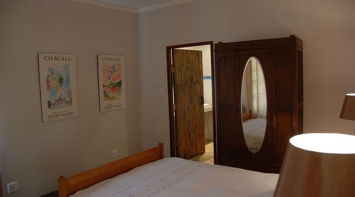 Molly's Garden Cottage