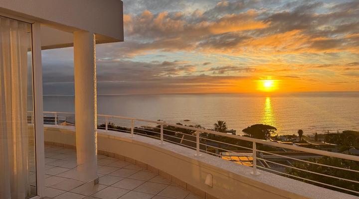 Bay Reflections Camps Bay 5* Serviced Apartments