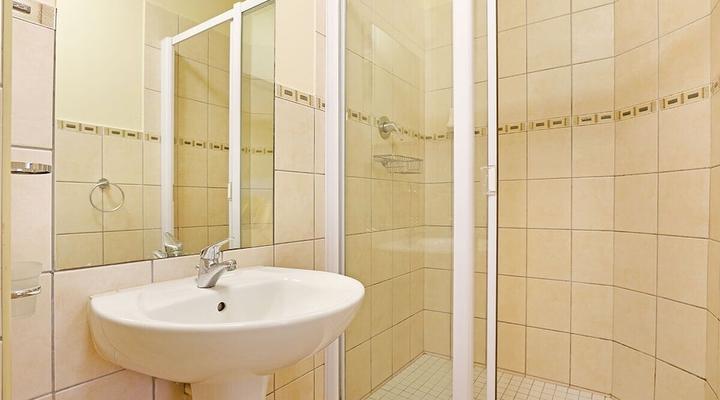 Capri 101 by HostAgents