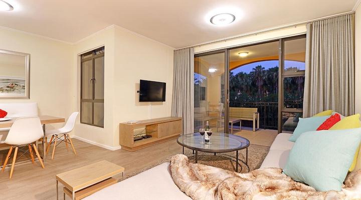 Capri 101 by HostAgents