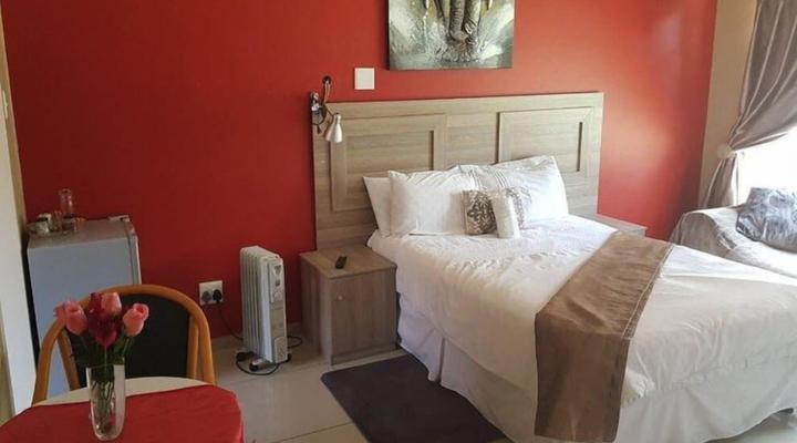 Lauren Palace Guest House