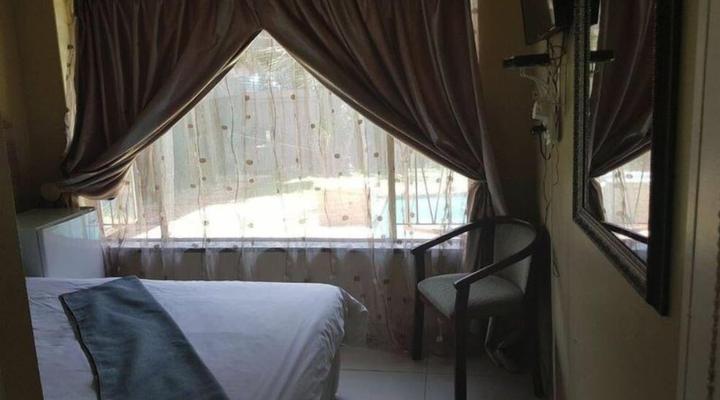 Lauren Palace Guest House