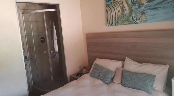 Lauren Palace Guest House