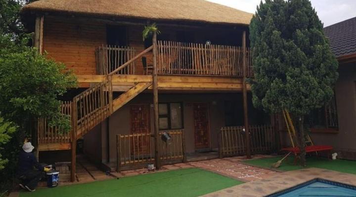 Lauren Palace Guest House