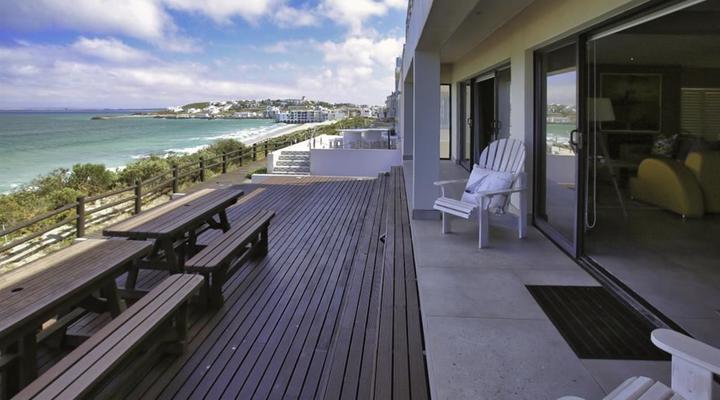 Love, Peace, Water, Langebaan, 8 Sleeper