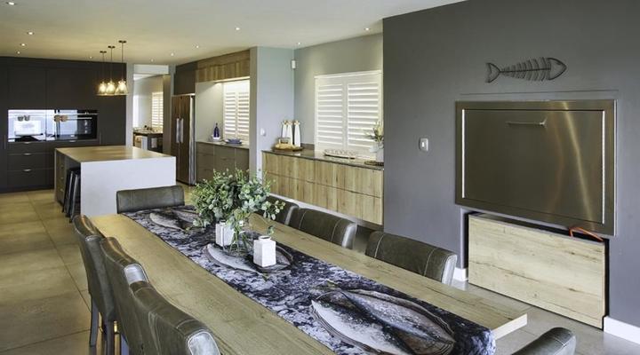 Love, Peace, Water, Langebaan, 8 Sleeper