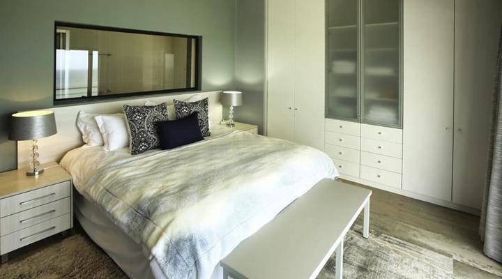 Love, Peace, Water, Langebaan, 8 Sleeper