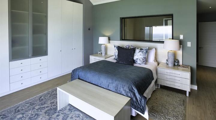 Love, Peace, Water, Langebaan, 8 Sleeper