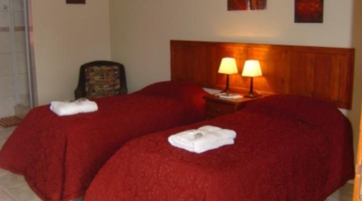 Lens B & B and Guesthouse