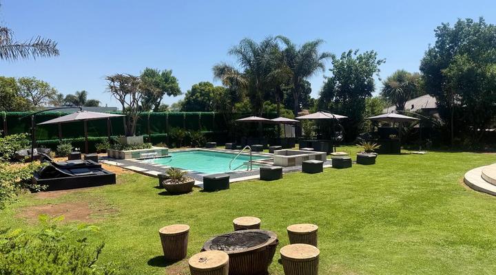 Africa Paradise - OR Tambo Airport Boutique Hotel