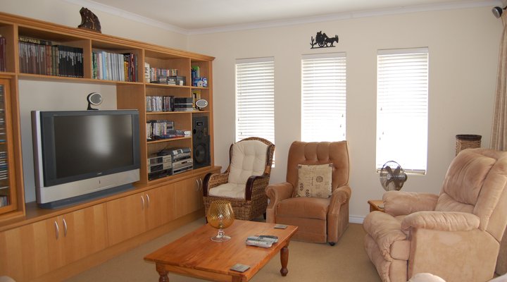 Ebbtide House on Thesen Island