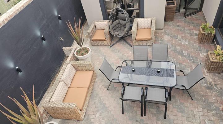 WOW Selfcatering, Tours & Transfers