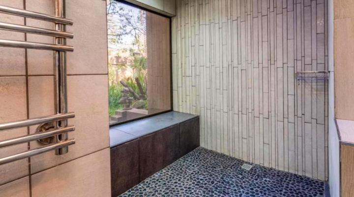 Urban Guest House on Atholl