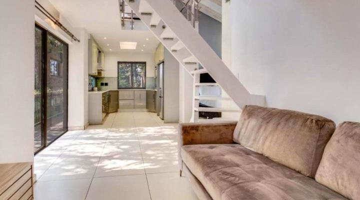 Urban Guest House on Atholl