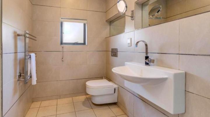 Urban Guest House on Atholl