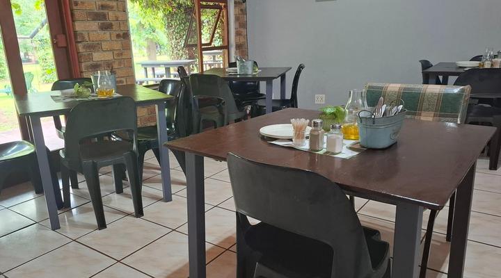 Airport Bird & Game Lodge