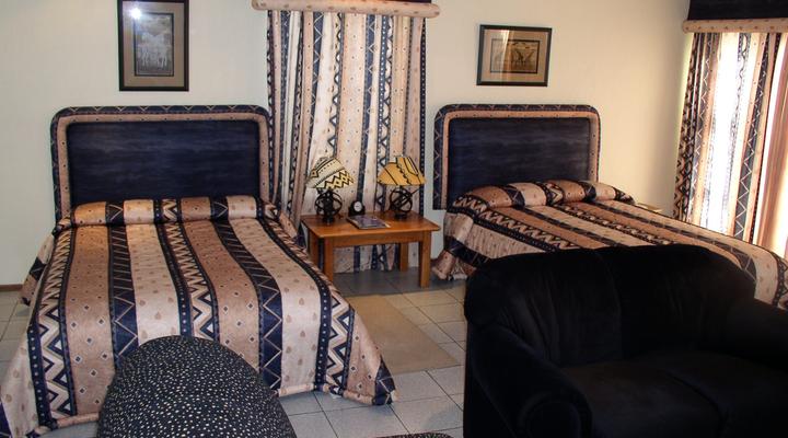 Eagle's Nest Lodge & Convention Centre