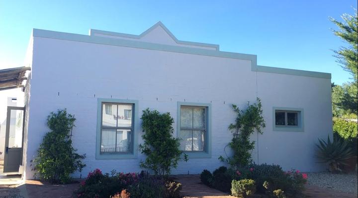 Obiekwa Country House