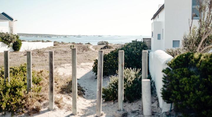 Gonana Studios & Coral Villa