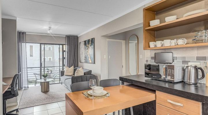 Hayloft Hideaway - Dainfern Paddocks