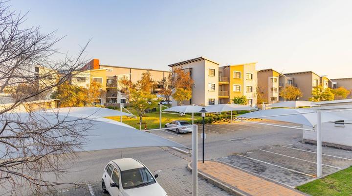 Hayloft Hideaway - Dainfern Paddocks