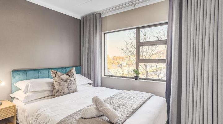 Hayloft Hideaway - Dainfern Paddocks