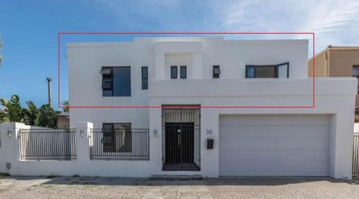 Tradewinds Guest House