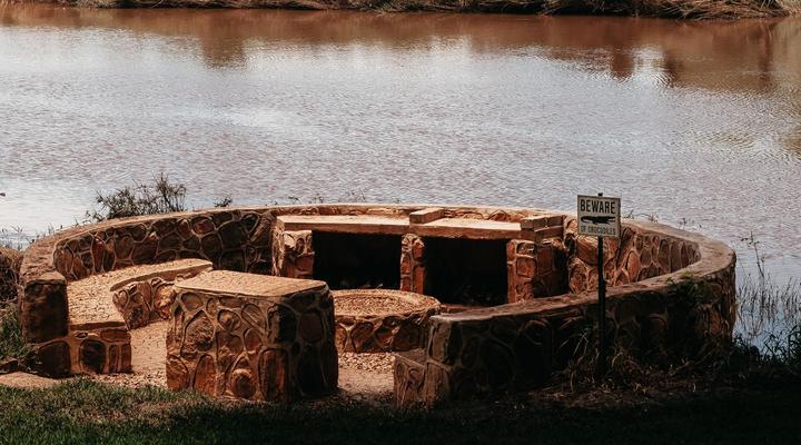 Makoppas Nest River Lodge