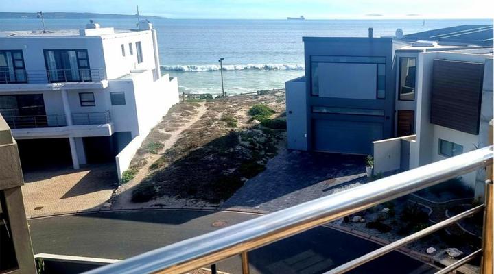 Chios Place at WestCoastLife