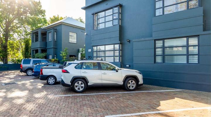 Life & Leisure Boutique Guest House