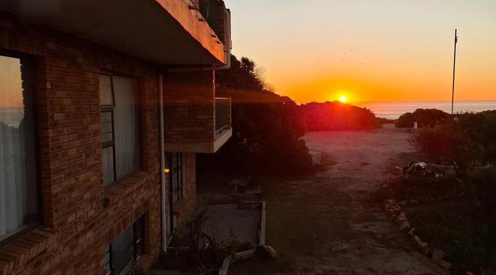 Wondersig Seafront Apartments