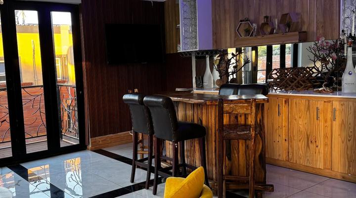 Starlight Inn Boutique Hotel