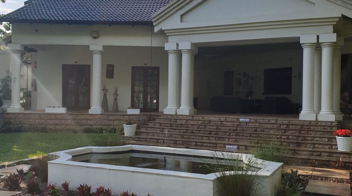The Crayzee Fish Guesthouse