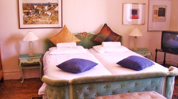 Stonehurst Guest House in Sea Point, Capetown