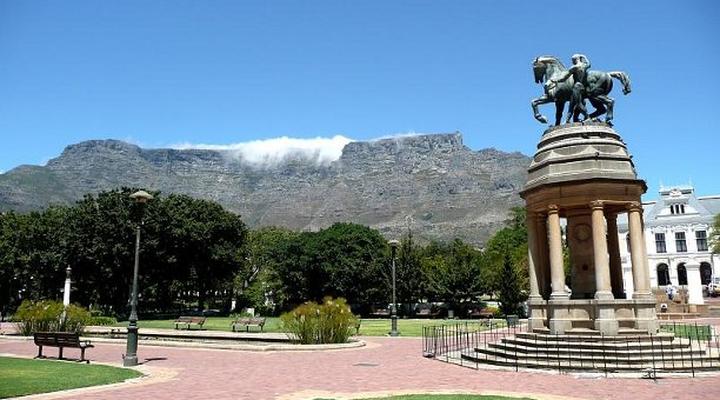 Stonehurst Guest House in Sea Point, Capetown